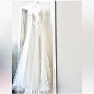 David’s Bridal DB Studio Lace Bosque Waist Tull Skirt A-Line Wedding Dress.